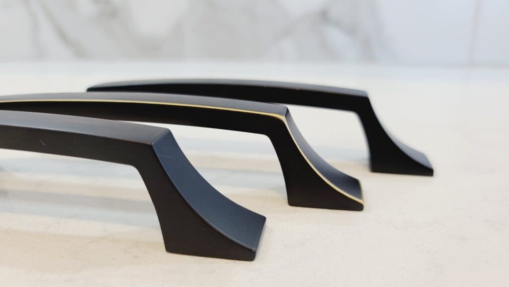 Cabinet handles · Gallery 5