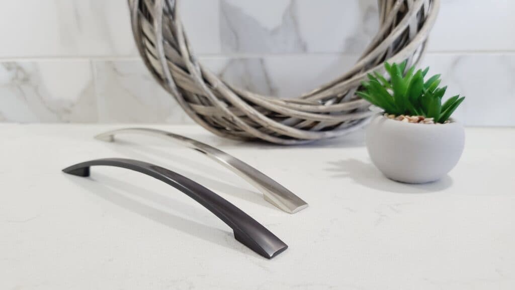 Cabinet handles · Gallery 6