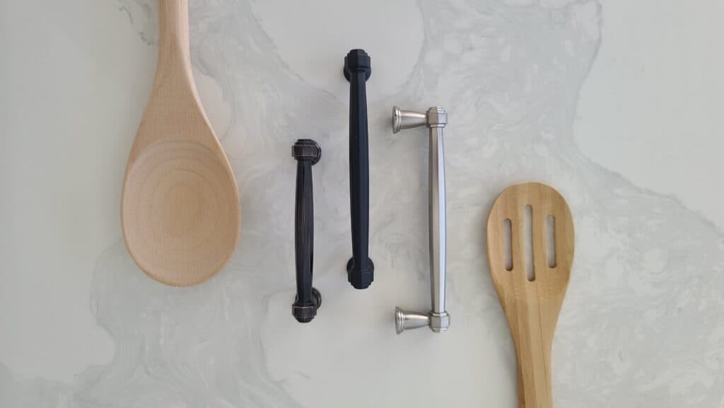 Cabinet handles · Gallery 12
