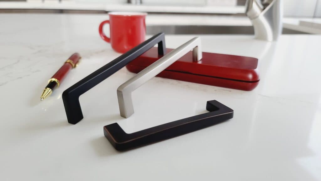 Cabinet handles · Gallery 16
